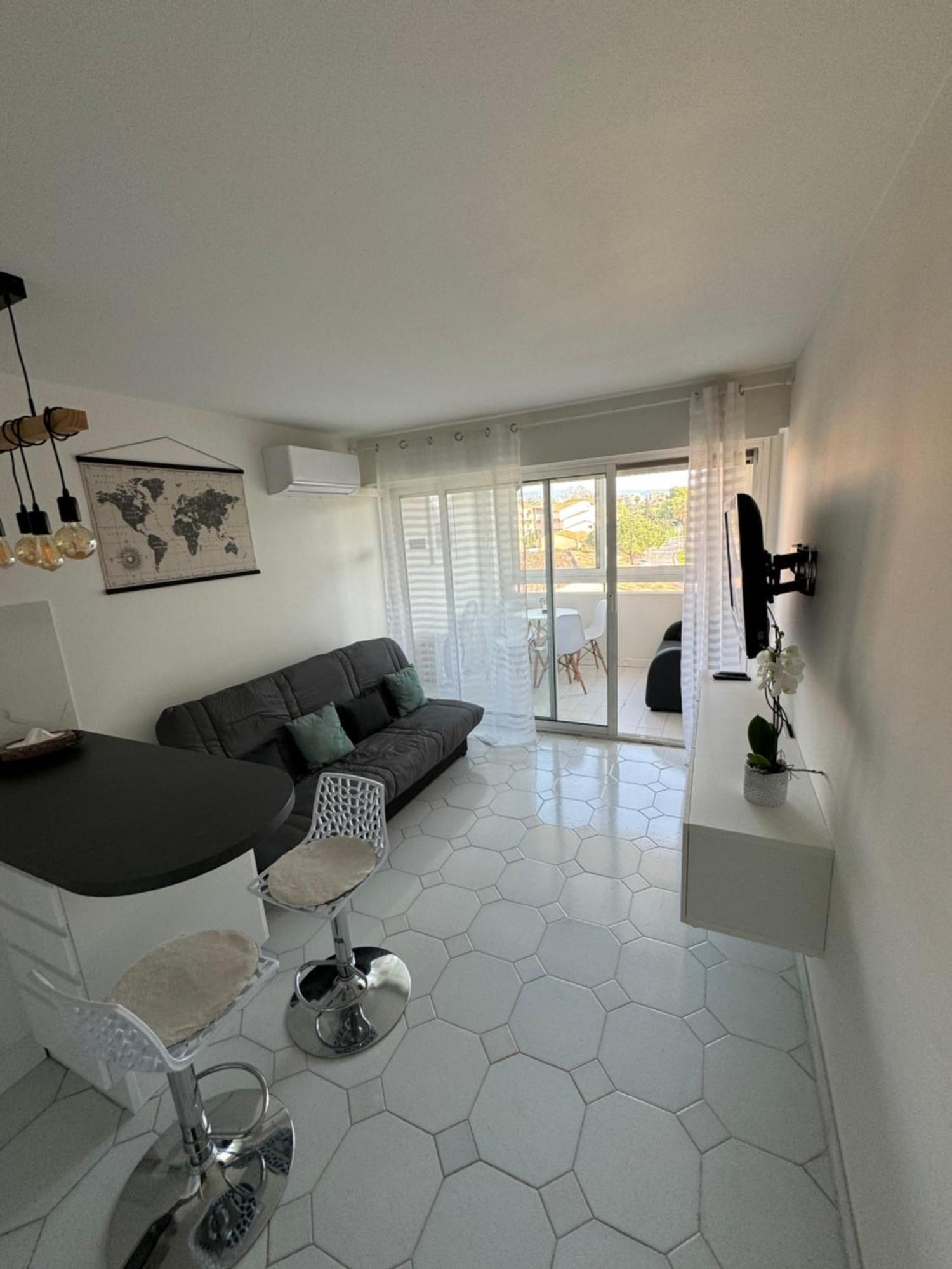 Studio Antibes Port Vauban. Εξωτερικό φωτογραφία